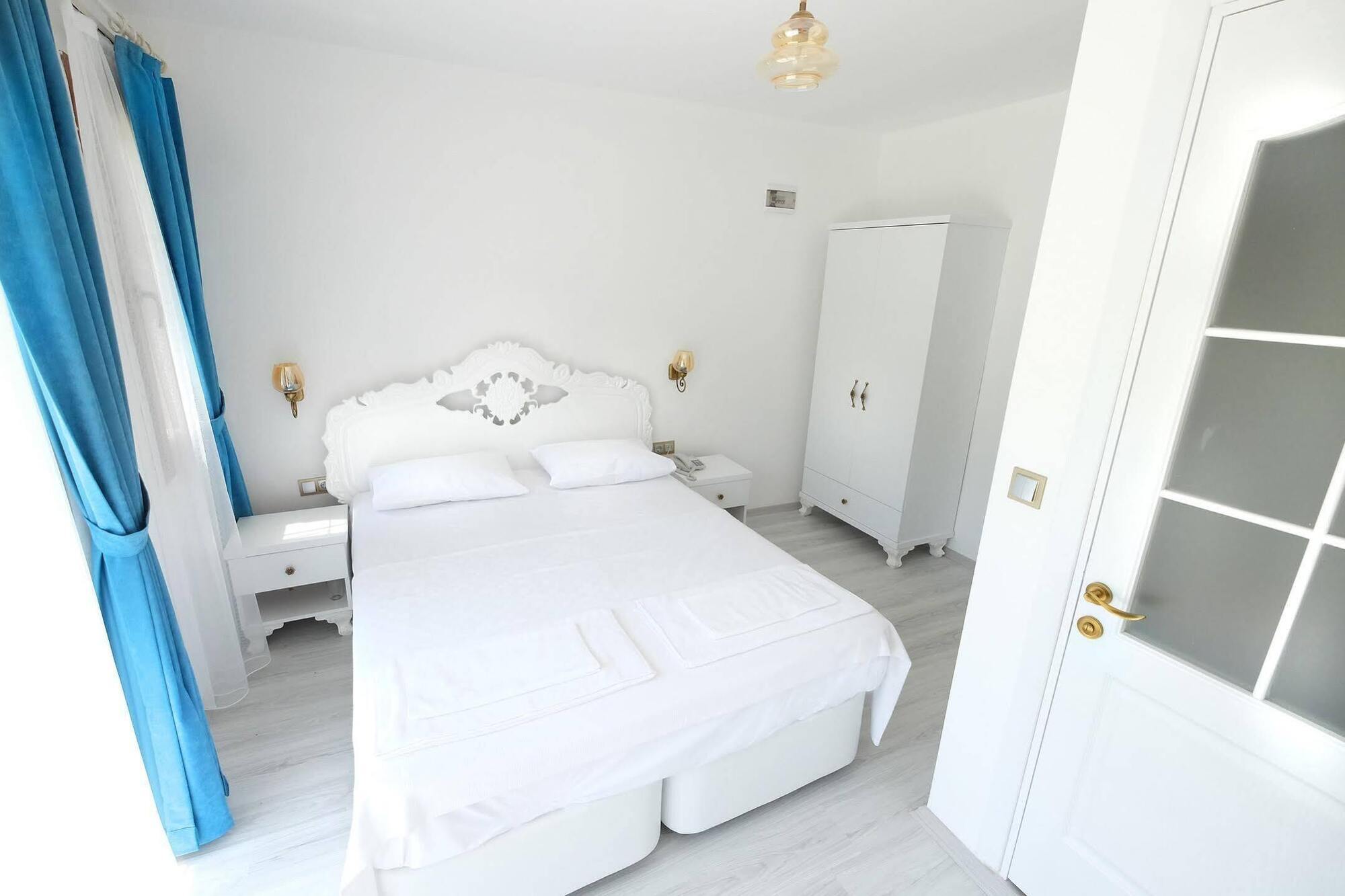Bugra Alacati (Adults Only) Eksteriør bilde