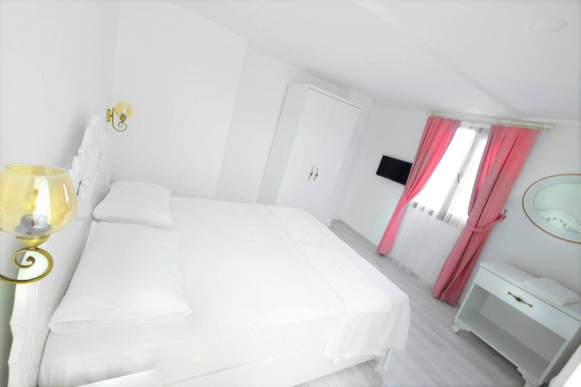 Bugra Alacati (Adults Only) Eksteriør bilde
