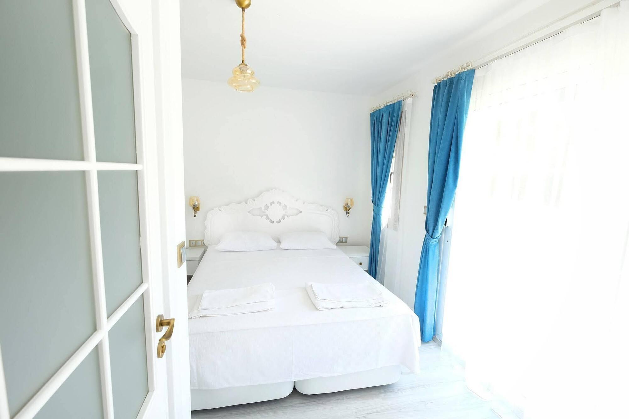 Bugra Alacati (Adults Only) Eksteriør bilde