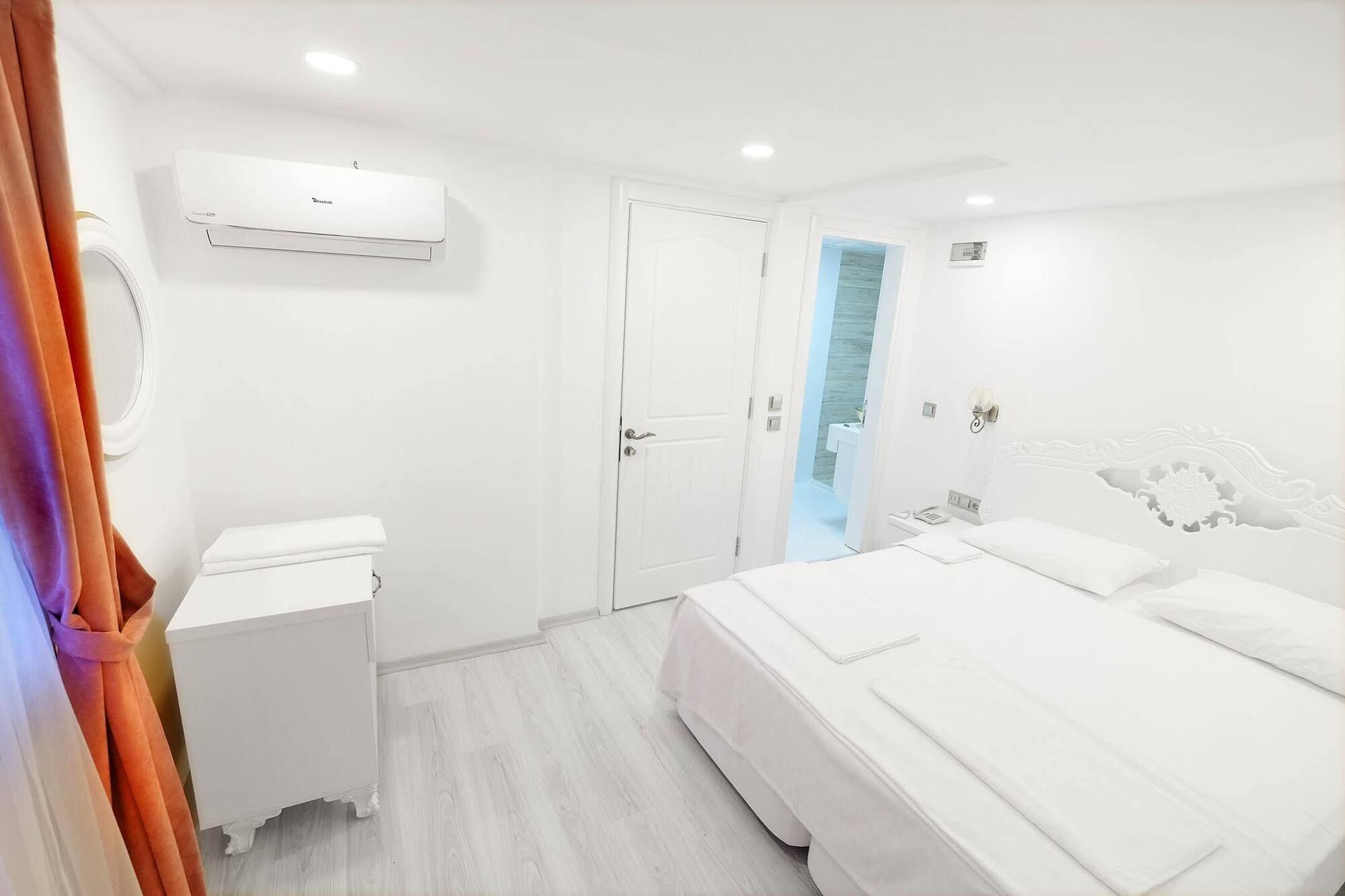 Bugra Alacati (Adults Only) Eksteriør bilde